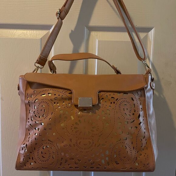 Bloom Theory Camera bag  tan synthetic leather laser cut metallic gold layer. - Picture 10 of 14
